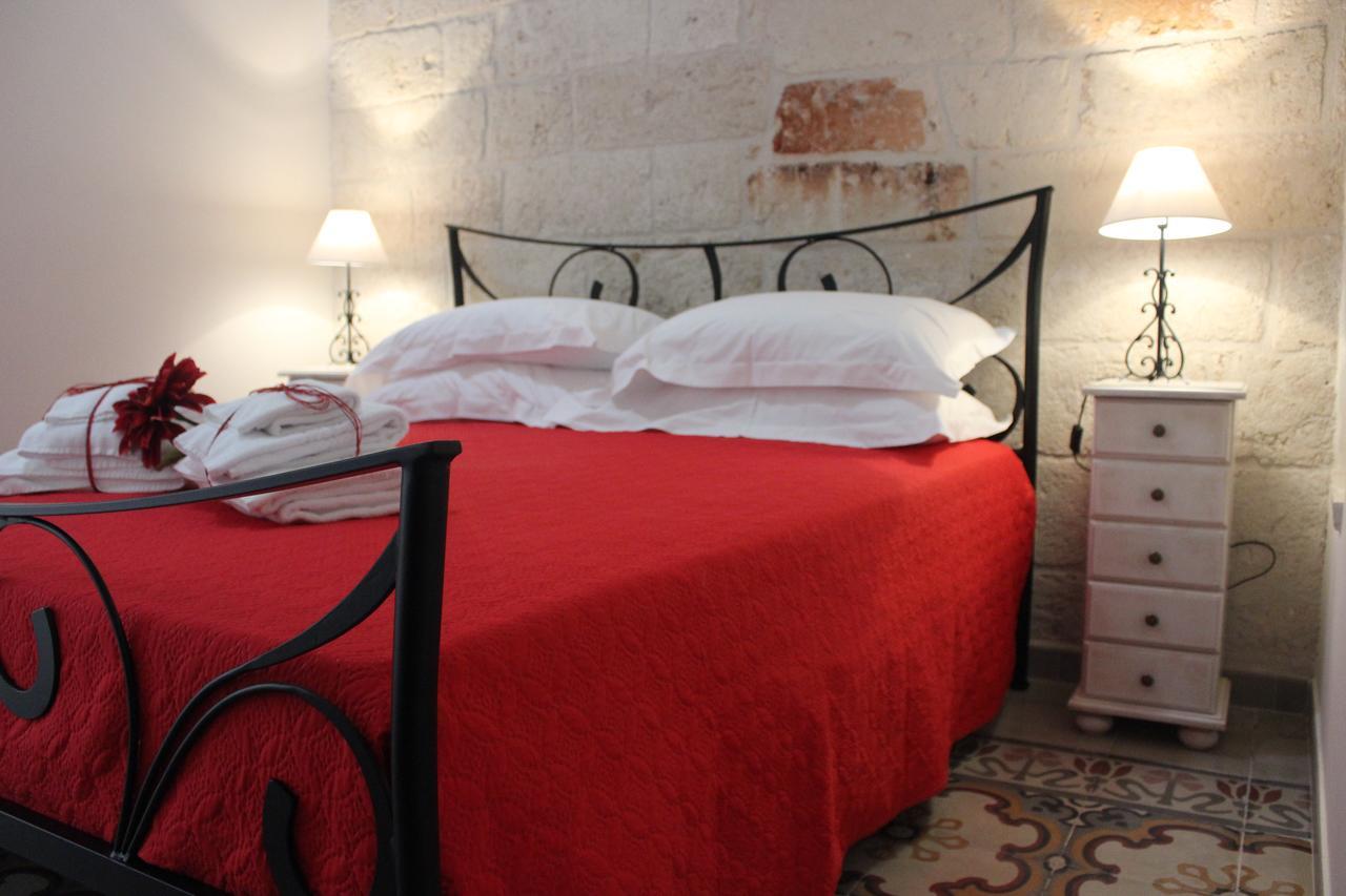 Bed and Breakfast Dimora Girolamo Полиньяно-а-Маре Экстерьер фото