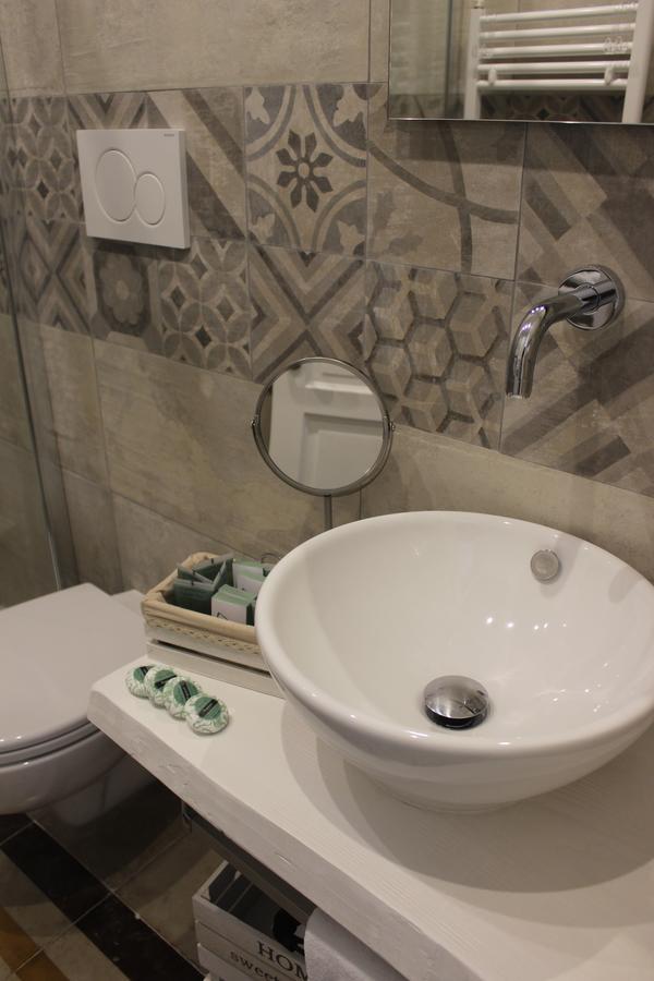 Bed and Breakfast Dimora Girolamo Полиньяно-а-Маре Экстерьер фото