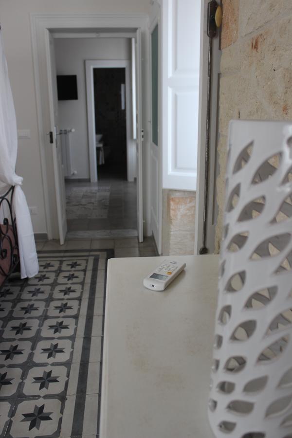 Bed and Breakfast Dimora Girolamo Полиньяно-а-Маре Экстерьер фото