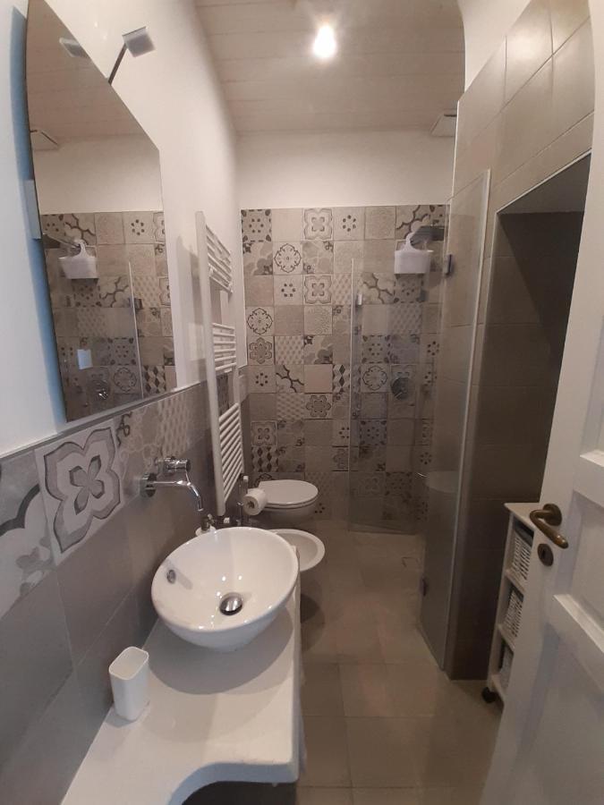 Bed and Breakfast Dimora Girolamo Полиньяно-а-Маре Экстерьер фото